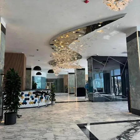 Mamaia Nord Front Sea View White Titanic Si Parcare Privata