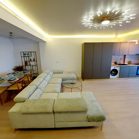 Mamaia Nord Front Sea View White Titanic *