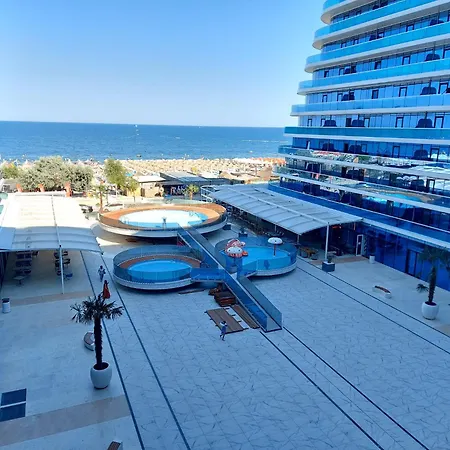 Mamaia Nord Front Sea View White Titanic Si Parcare Privata *