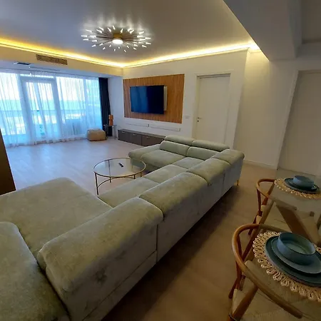 Mamaia Nord Front Sea View White Titanic Si Parcare Privata *