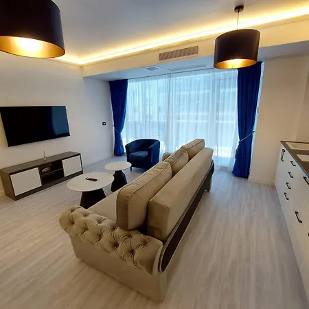 Mamaia Nord Front Sea View White Titanic *