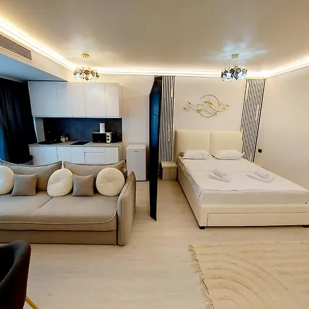 Mamaia Nord Front Sea View White Titanic Apartamento *