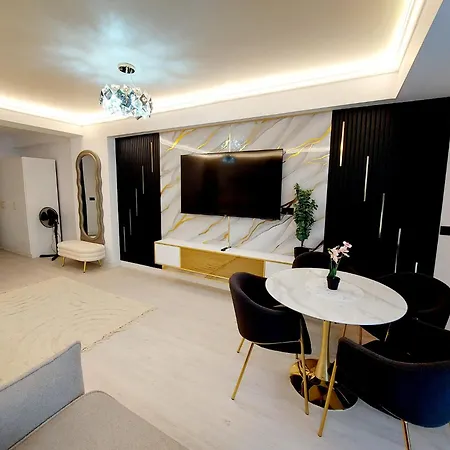 Apartment Mamaia Nord Front Sea View White Titanic Si Parcare Privata *