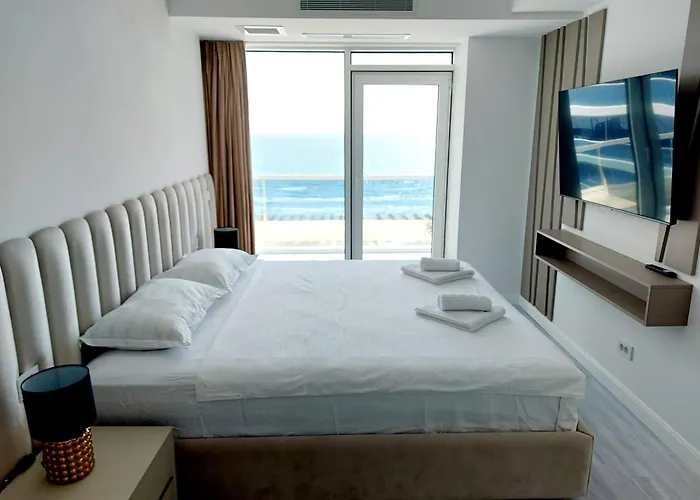 Mamaia Nord Front Sea View White Titanic Lägenhet Năvodari