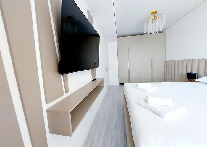 Mamaia Nord Front Sea View White Titanic * Năvodari