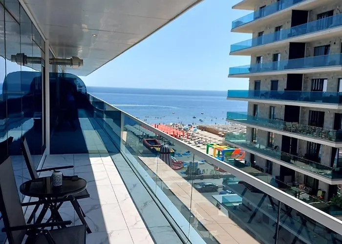 Lägenhet Mamaia Nord Front Sea View White Titanic Năvodari